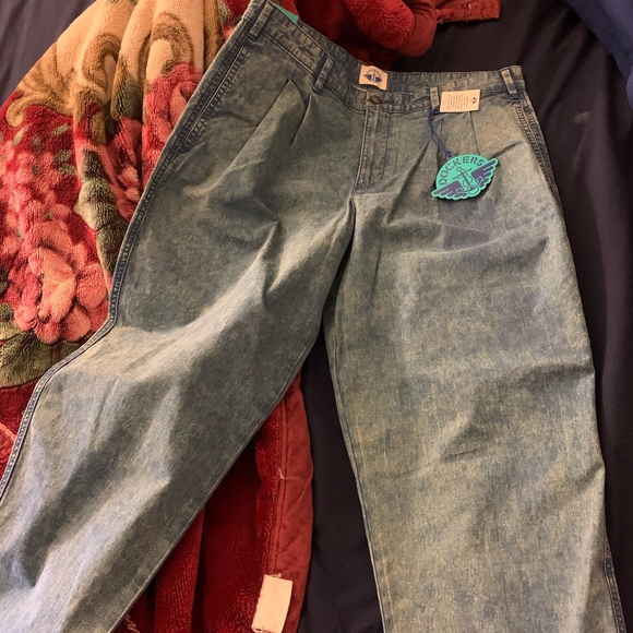 Dockers Pants - Picture 3 of 9